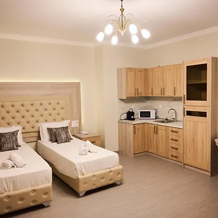 Famissi 6 Apart-hotel 4*