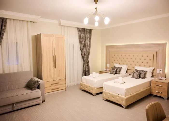 Famissi 6 Apartmanhotel 4*