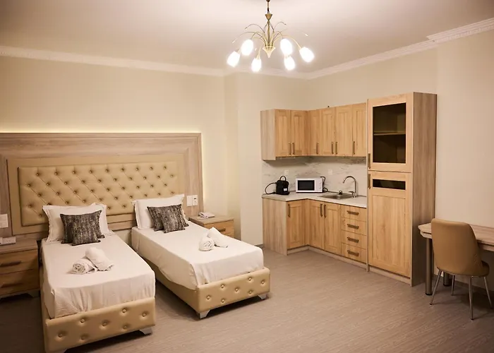 Famissi 6 Apartmanhotel 4*